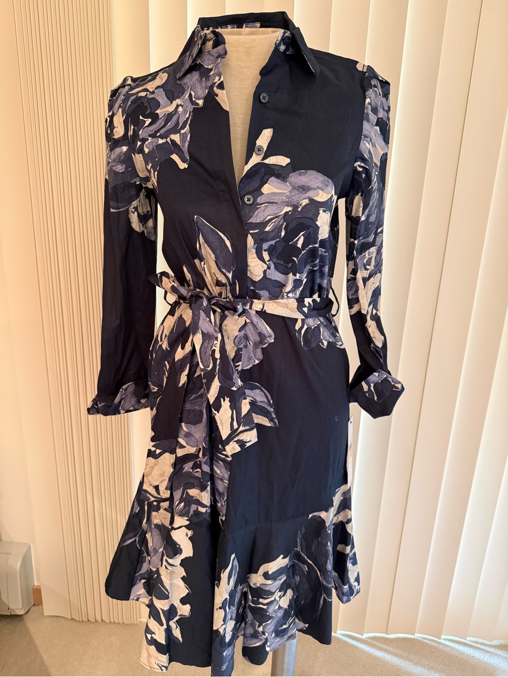 Calvin Klein Blue Floral Shirt Tie Dress Women’s Size 2